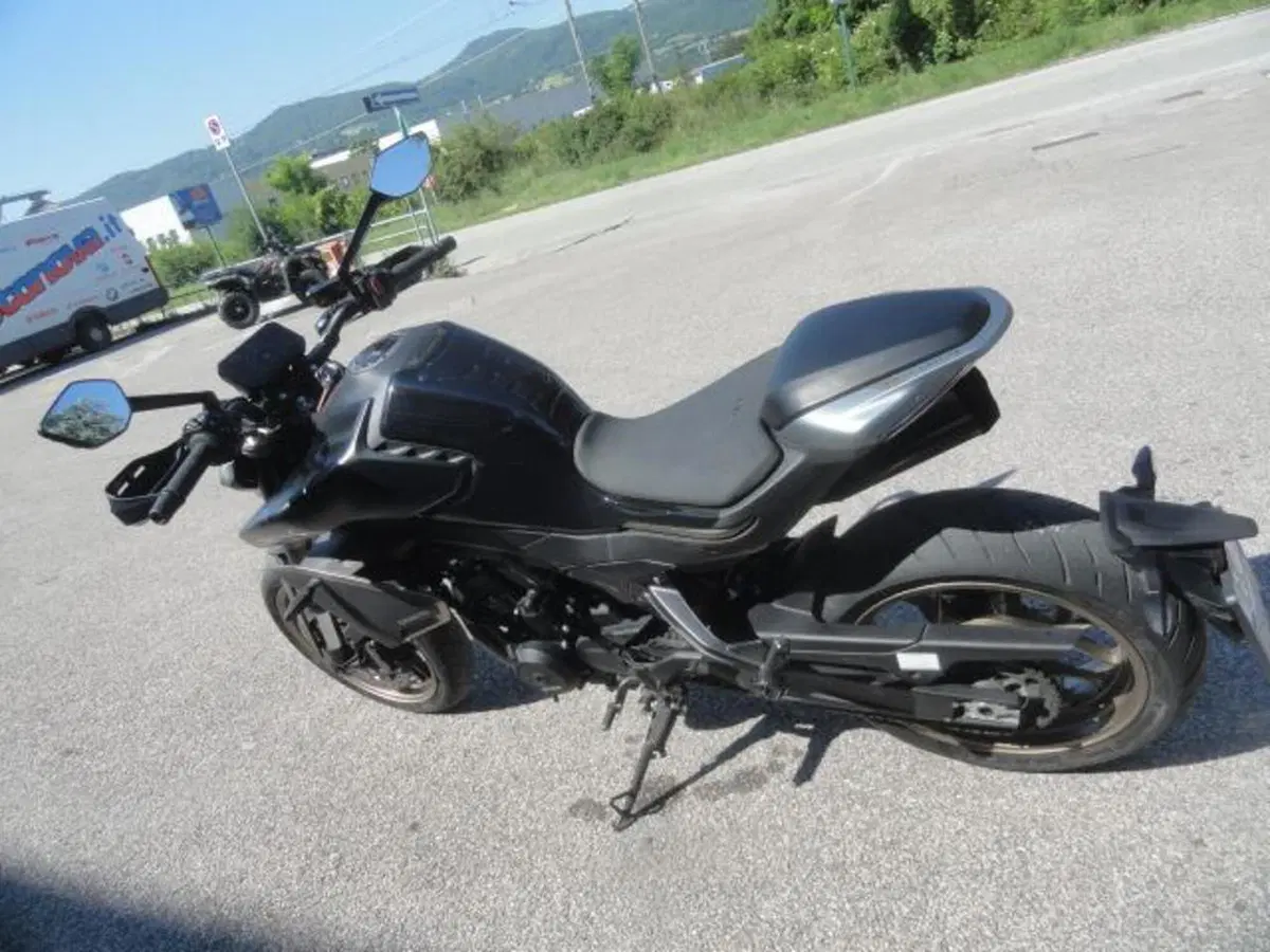 CFMOTO 800NK Sport (2023 - 26) (6)