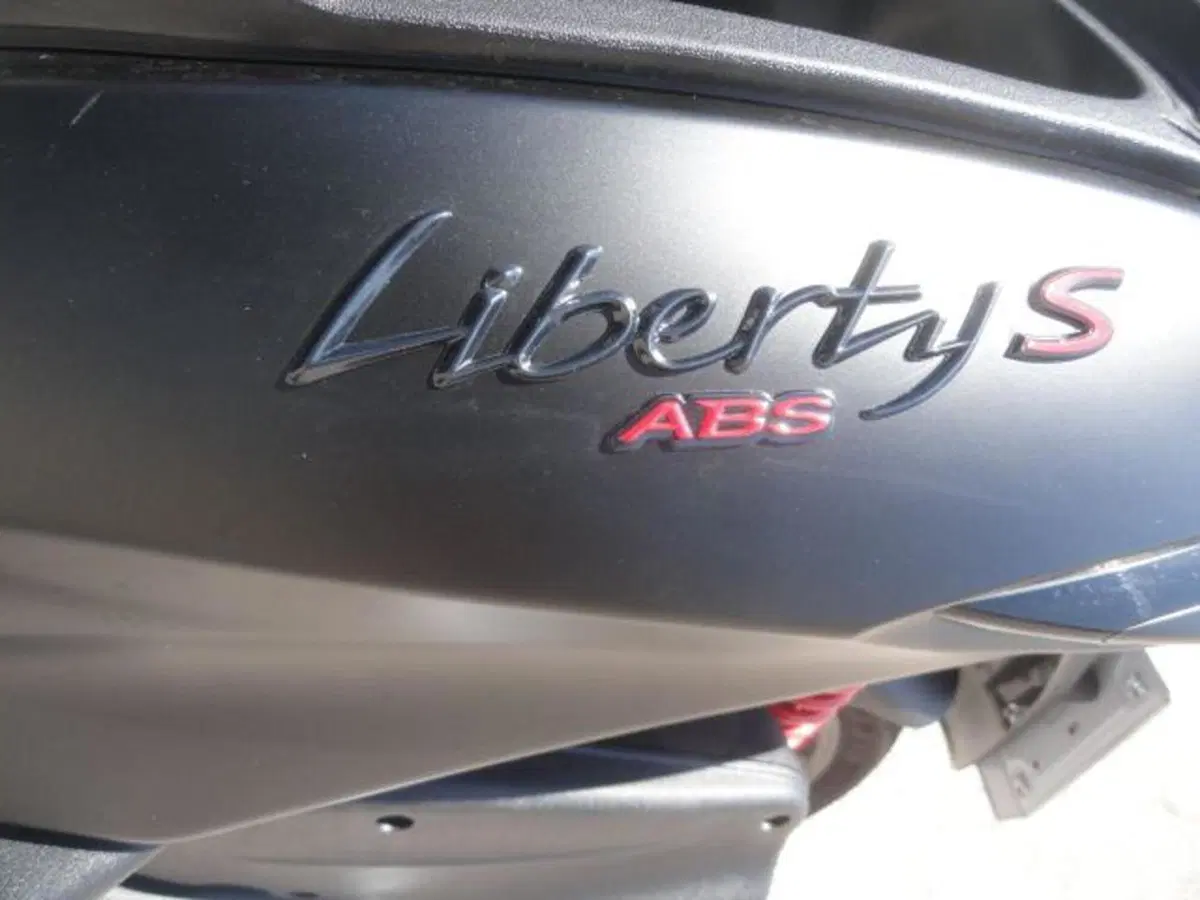 Piaggio Liberty 125 3V S ABS (2021 - 24) (13)