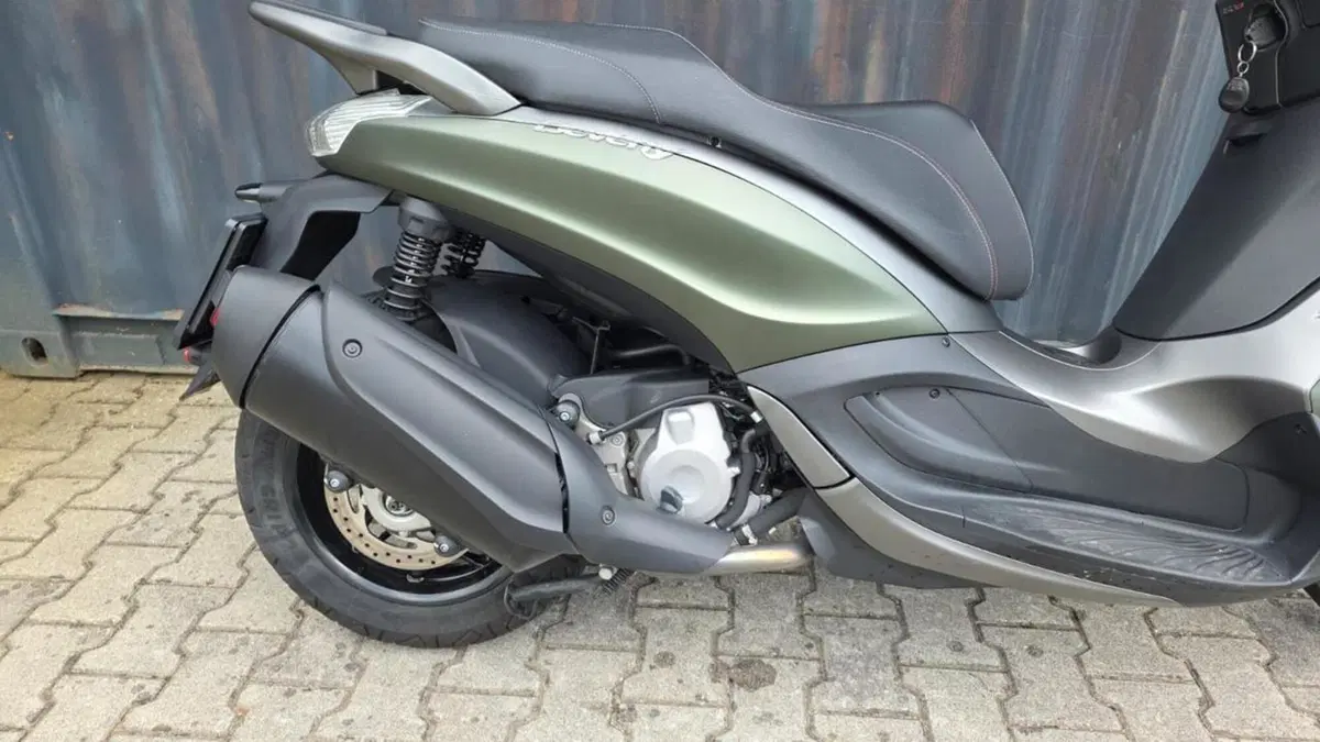 Piaggio Beverly 350 S ABS (2019 - 20) (6)
