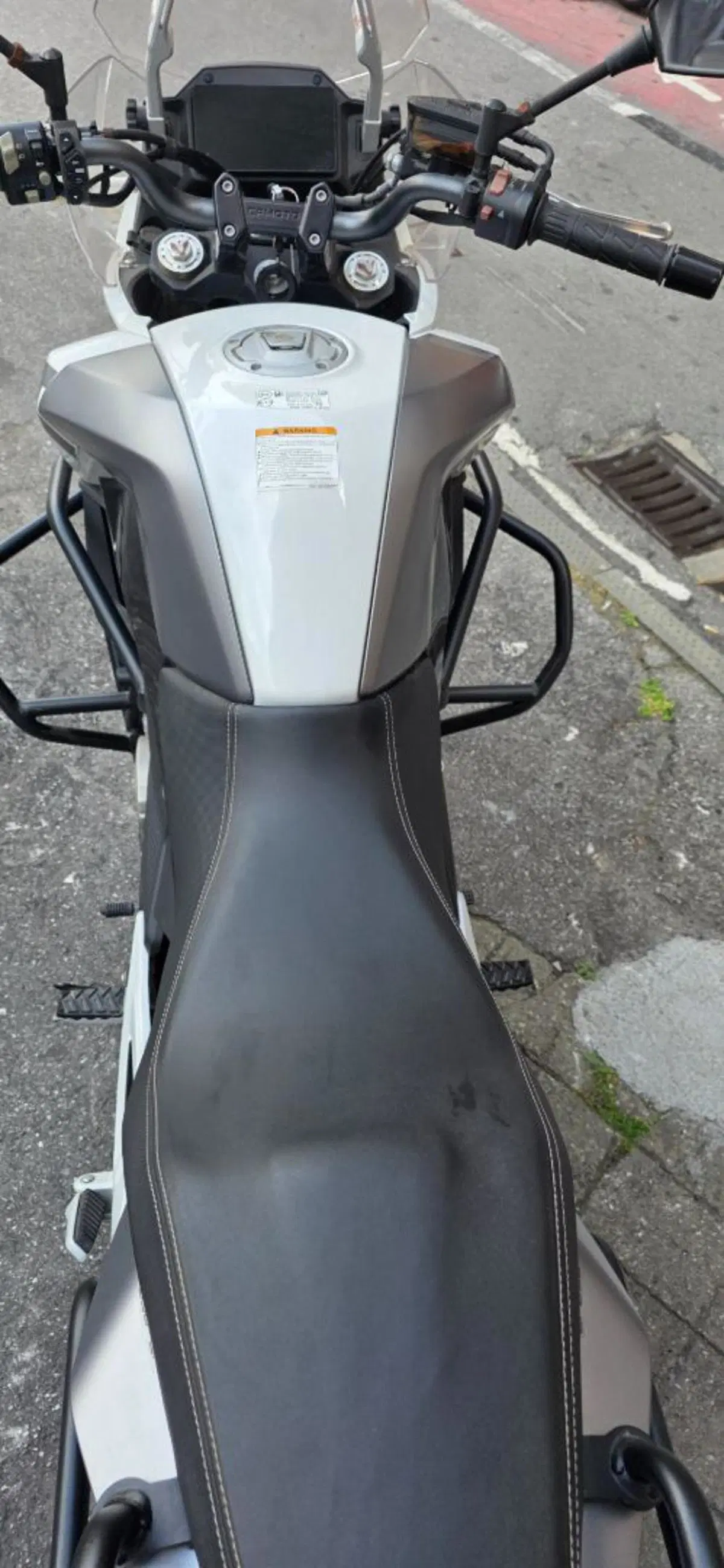 CFMOTO 650MT (2021 - 24) (4)