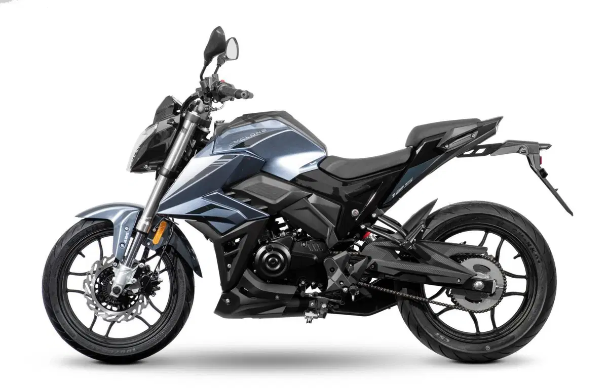 Cyclone Battlo 5S (2025 - 26) (5)