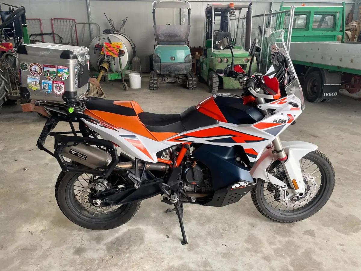 KTM 890 Adventure R (2023 - 24) (2)