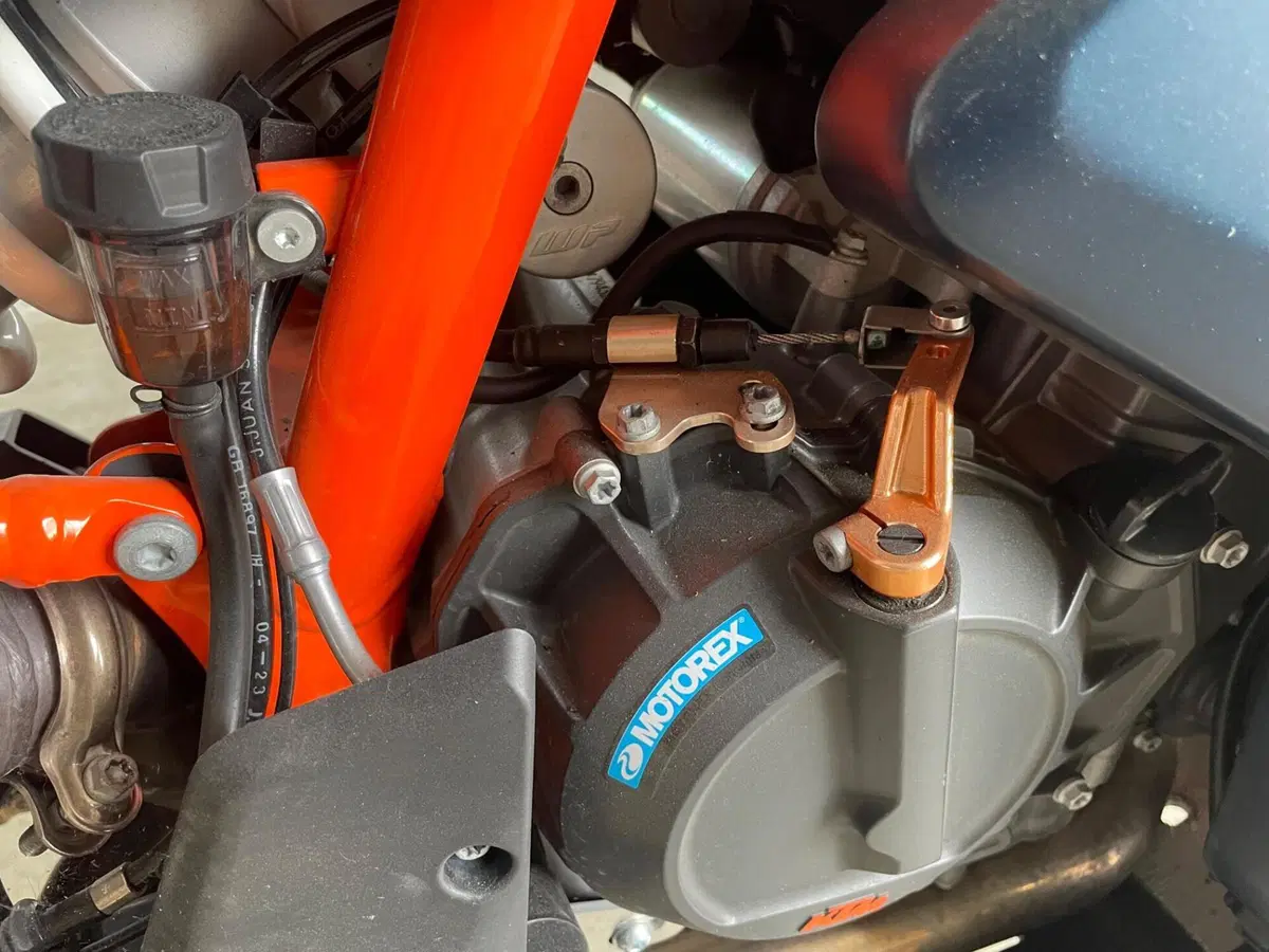 KTM 890 Adventure R (2023 - 24) (13)