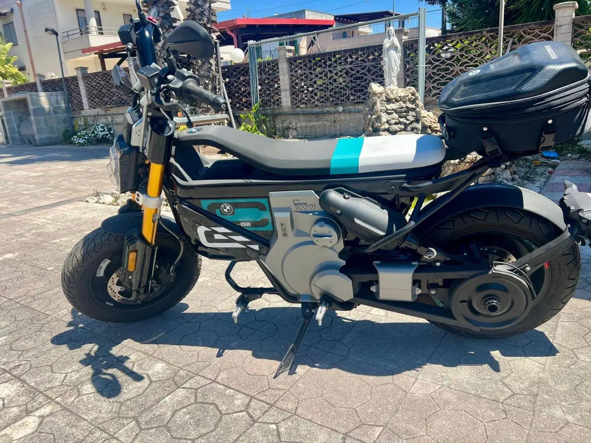 Bmw CE 02 (2024 - 26) (3)
