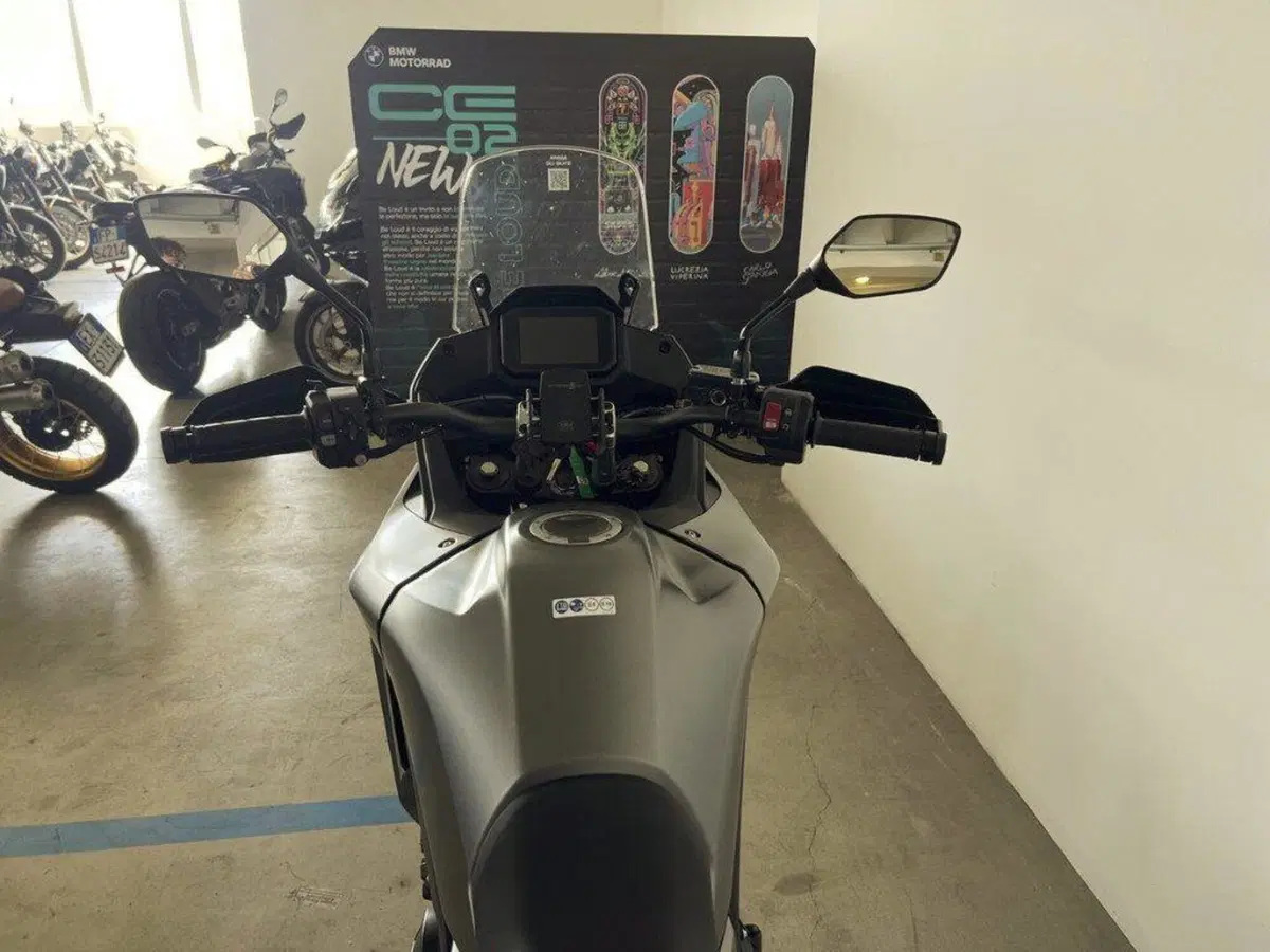 Honda Transalp XL750 (2023 - 24) (7)