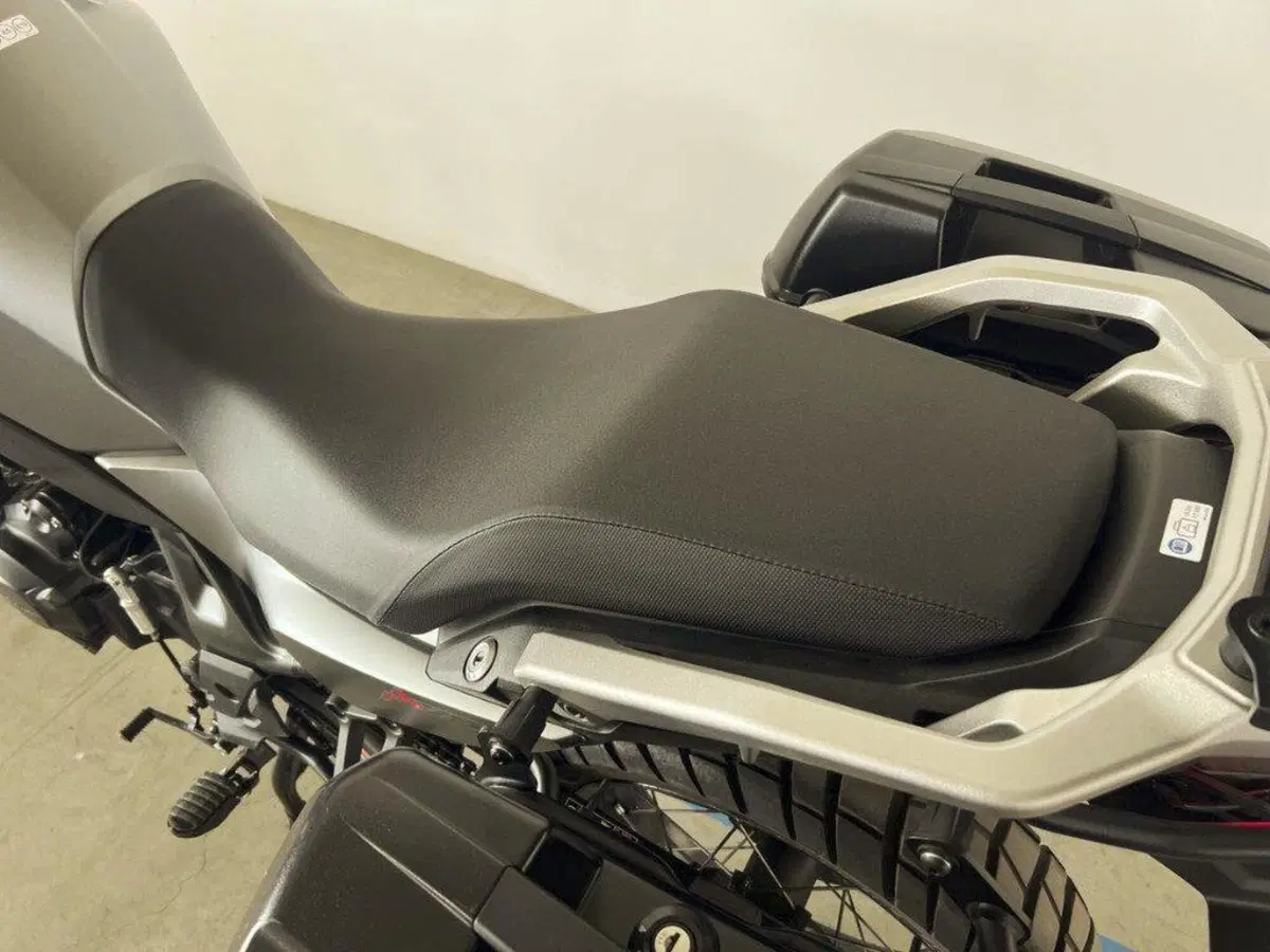 Honda Transalp XL750 (2023 - 24) (5)