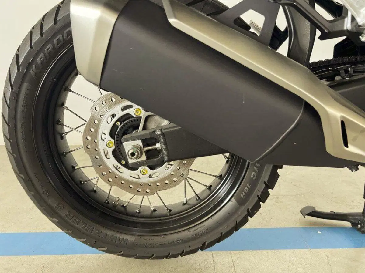 Honda Transalp XL750 (2023 - 24) (9)