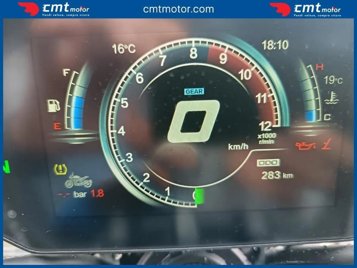 Voge Trofeo 500AC (2022 - 26) (5)