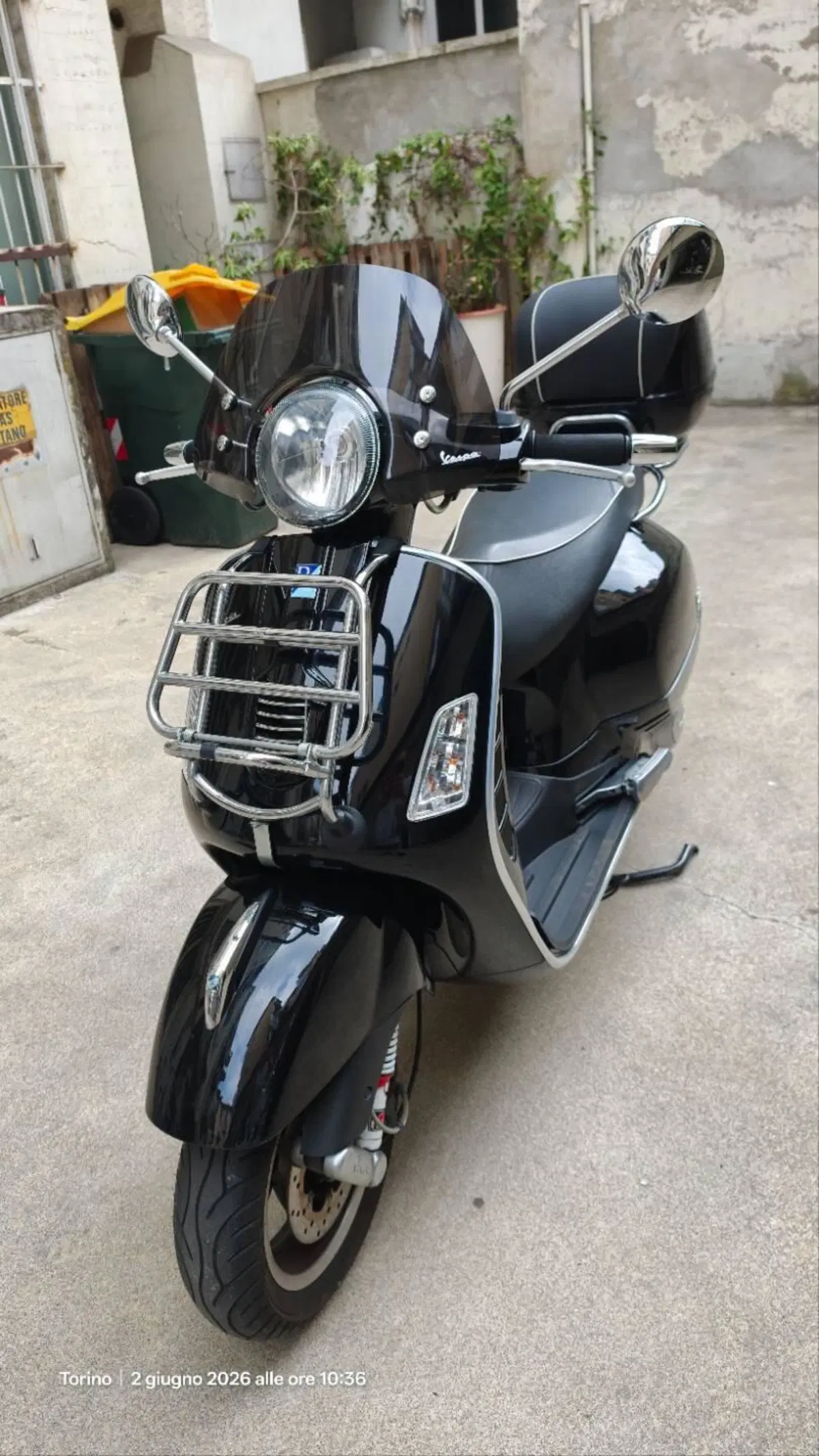 Vespa GTS 300 Super (2008 - 16) (2)