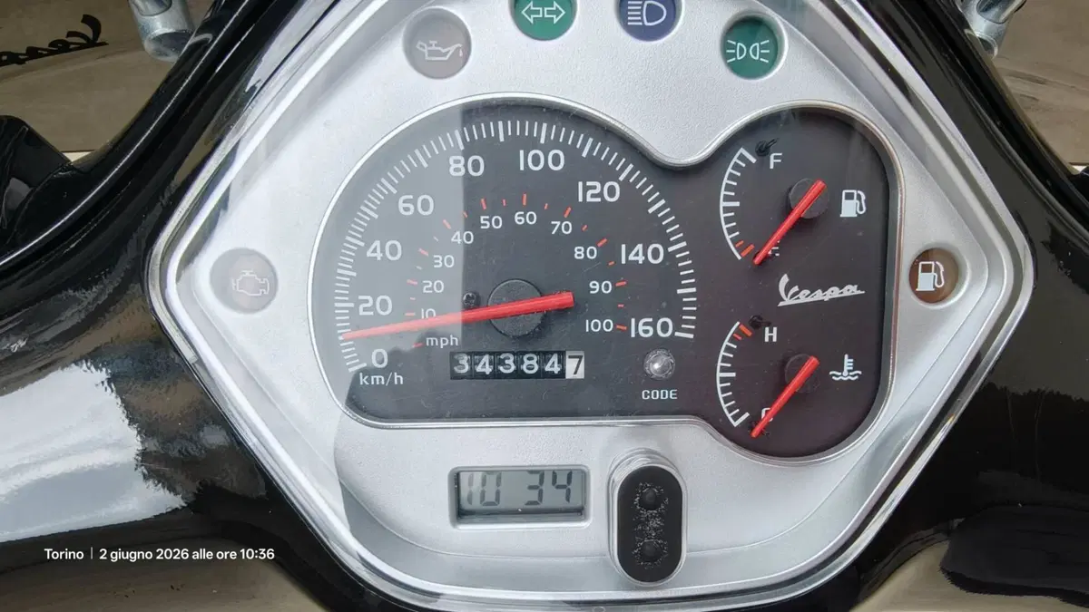 Vespa GTS 300 Super (2008 - 16) (5)