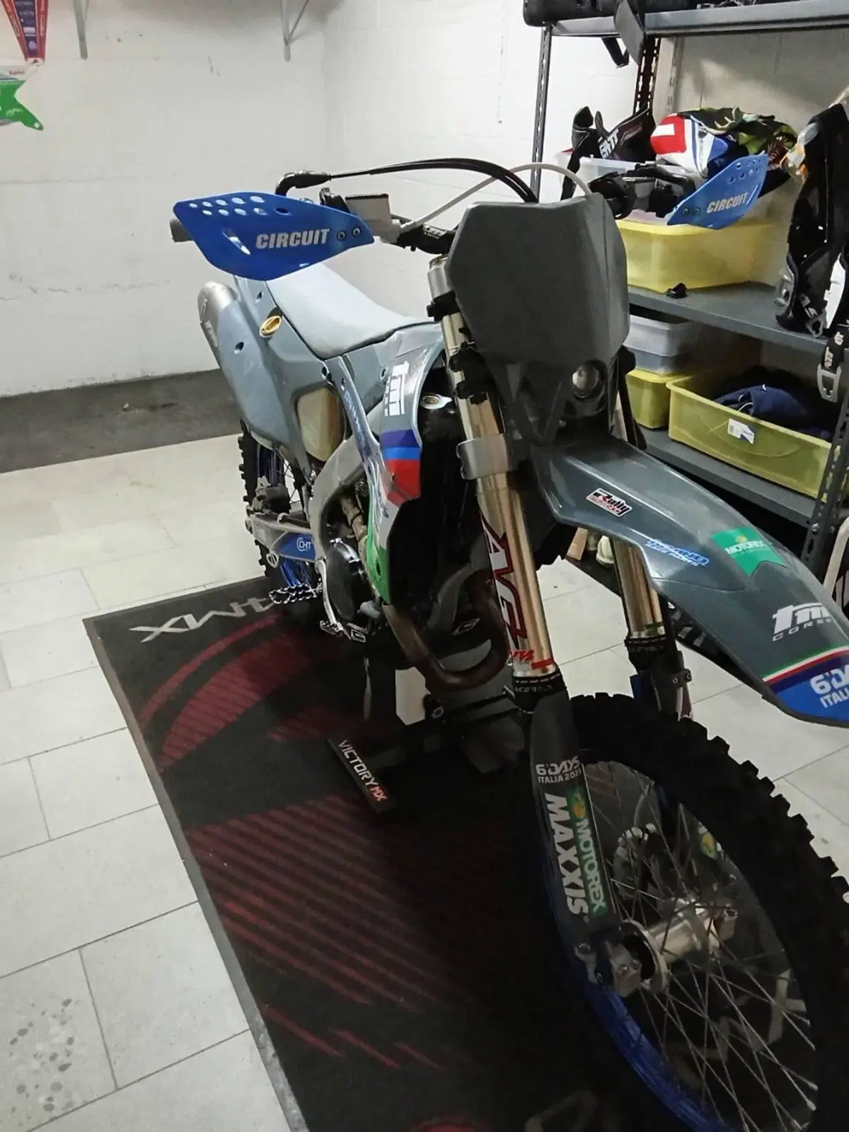 Tm Moto EN 250 ES Fi 4T (2025) (2)