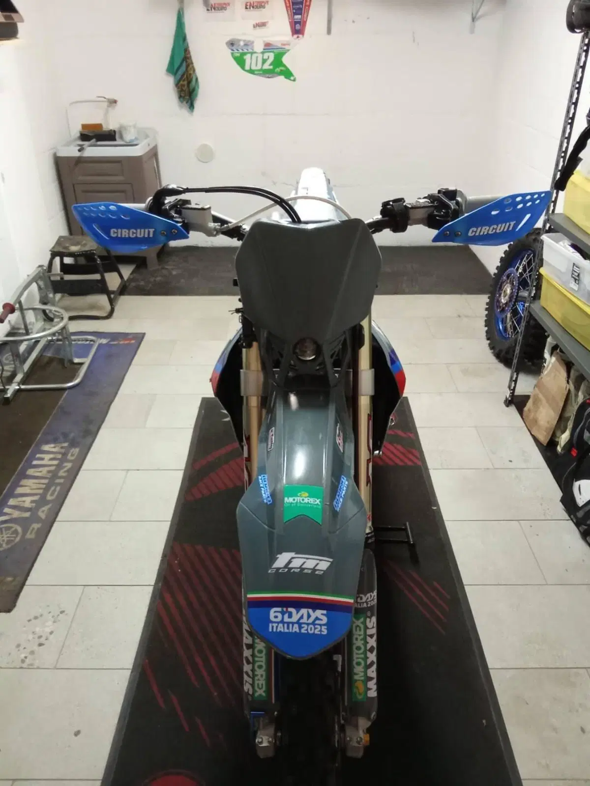 Tm Moto EN 250 ES Fi 4T (2025) (3)
