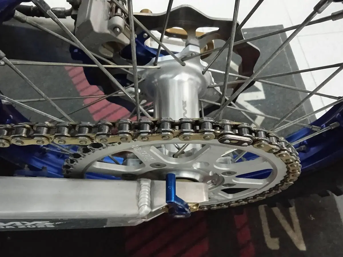 Tm Moto EN 250 ES Fi 4T (2025) (7)
