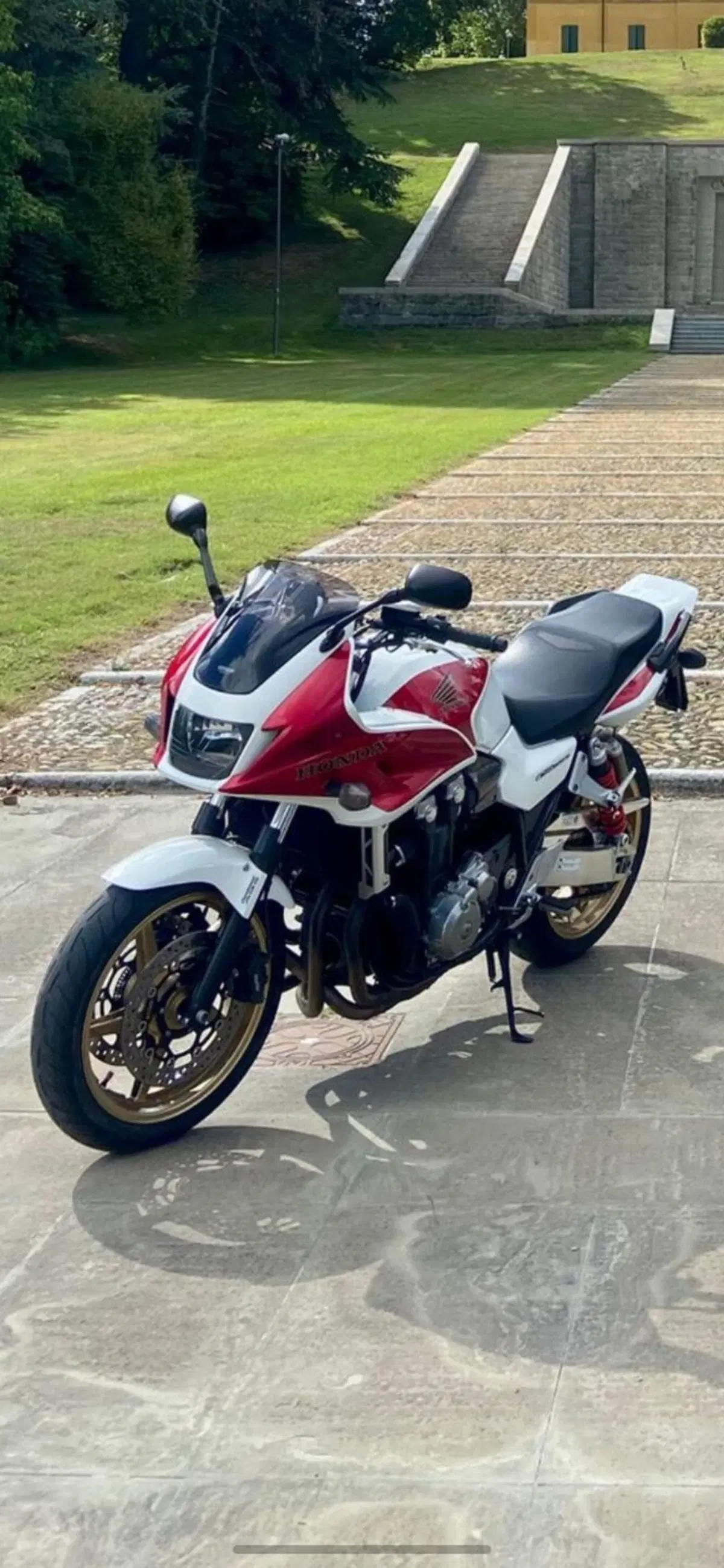 Honda CB 1300 S (2010 - 12) (10)