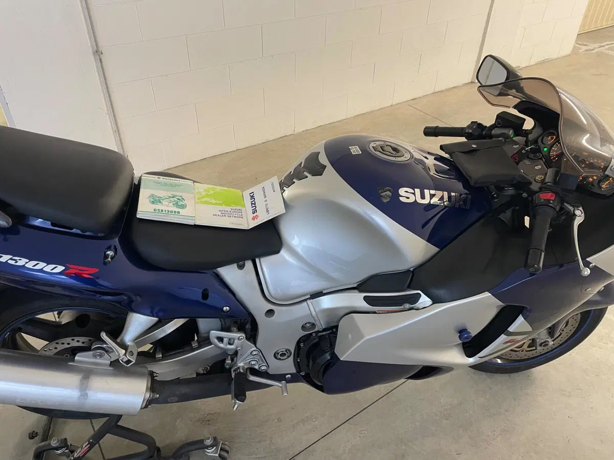 Suzuki GSX 1300 R Hayabusa (1999 - 06) (5)