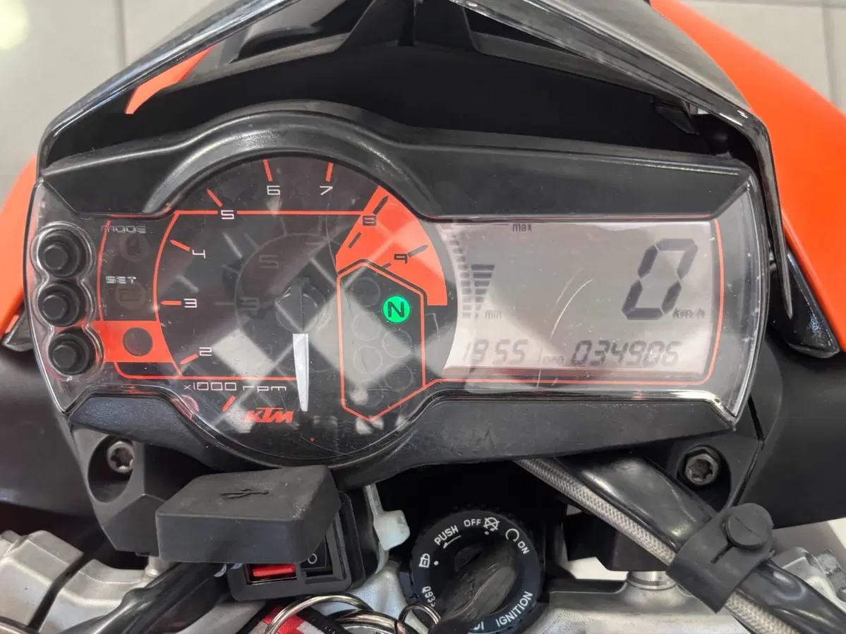 KTM 690 Duke (2007 - 09) (14)