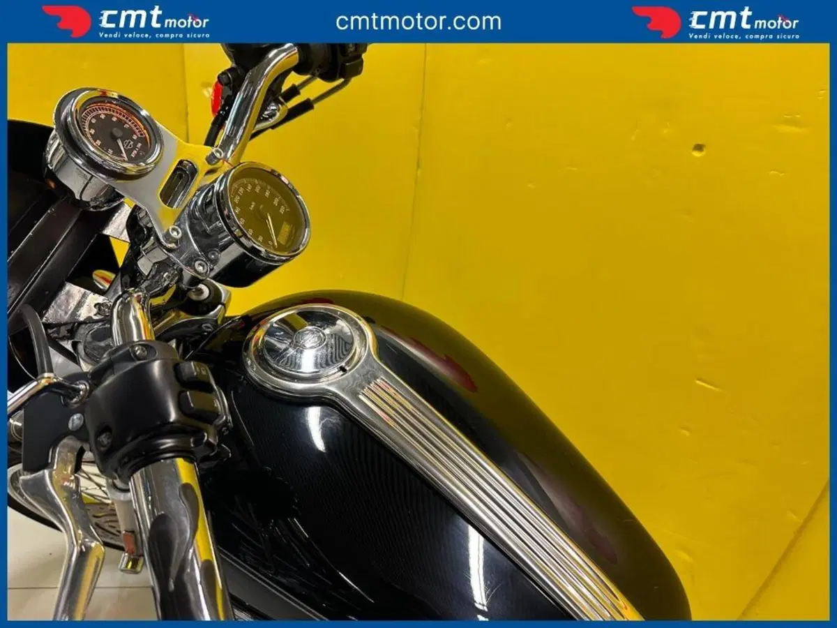 Harley-Davidson 1200 Custom (2007 - 13) - XL 1200C (6)