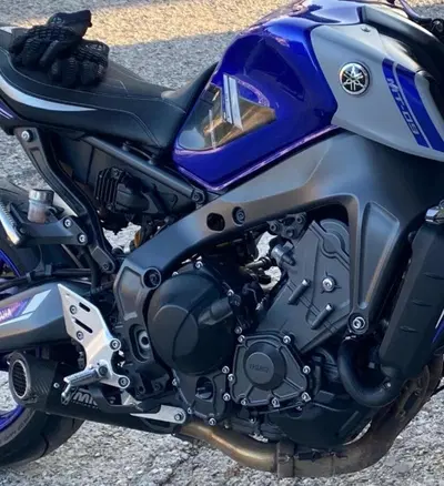Yamaha MT-09 (2021 - 23) usata