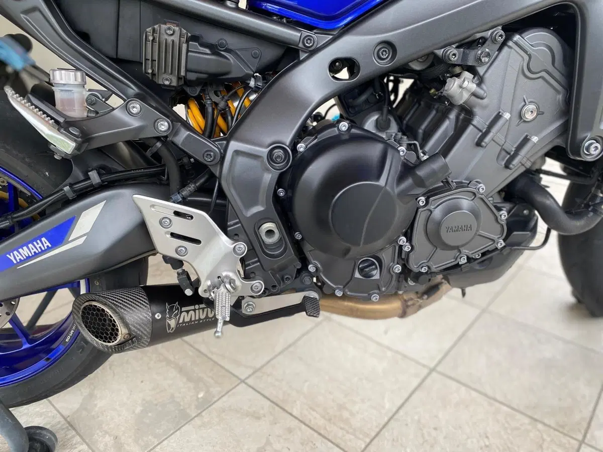 Yamaha MT-09 (2021 - 23) (9)