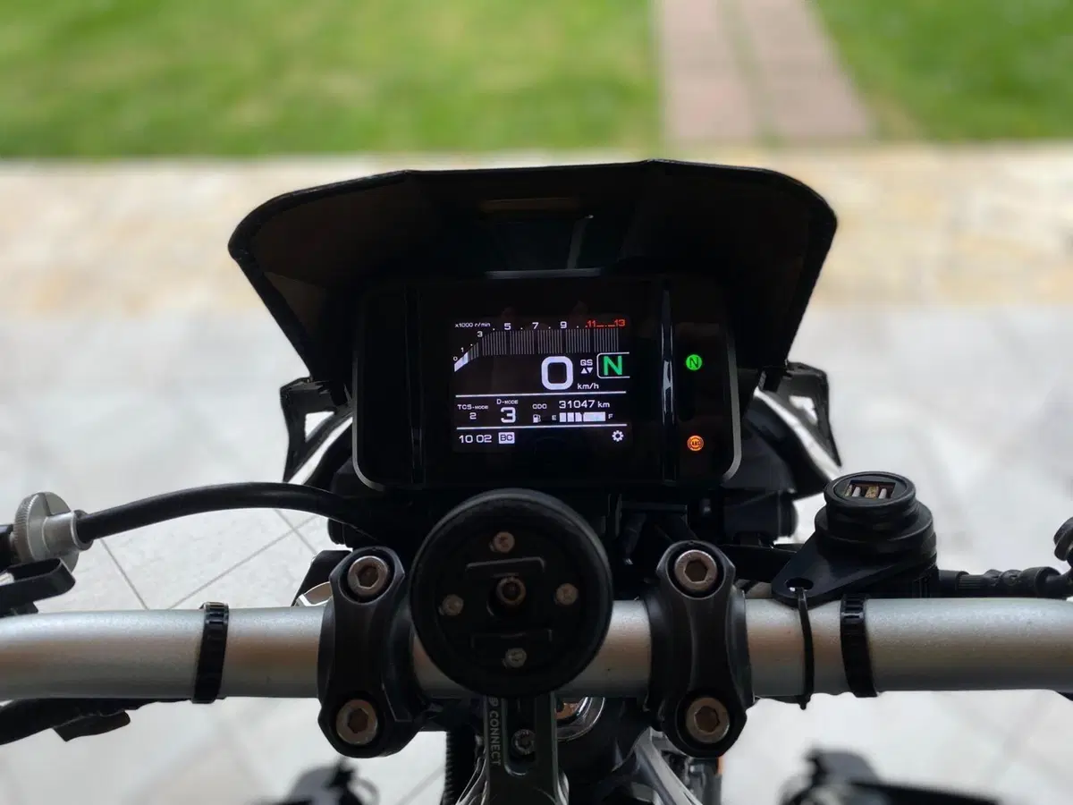 Yamaha MT-09 (2021 - 23) (10)