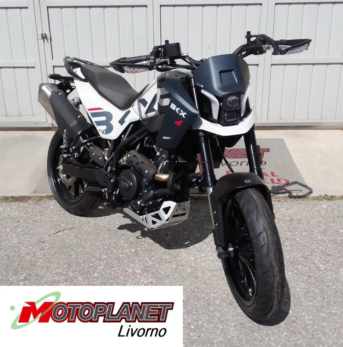 Benelli BKX 300 S (2026)