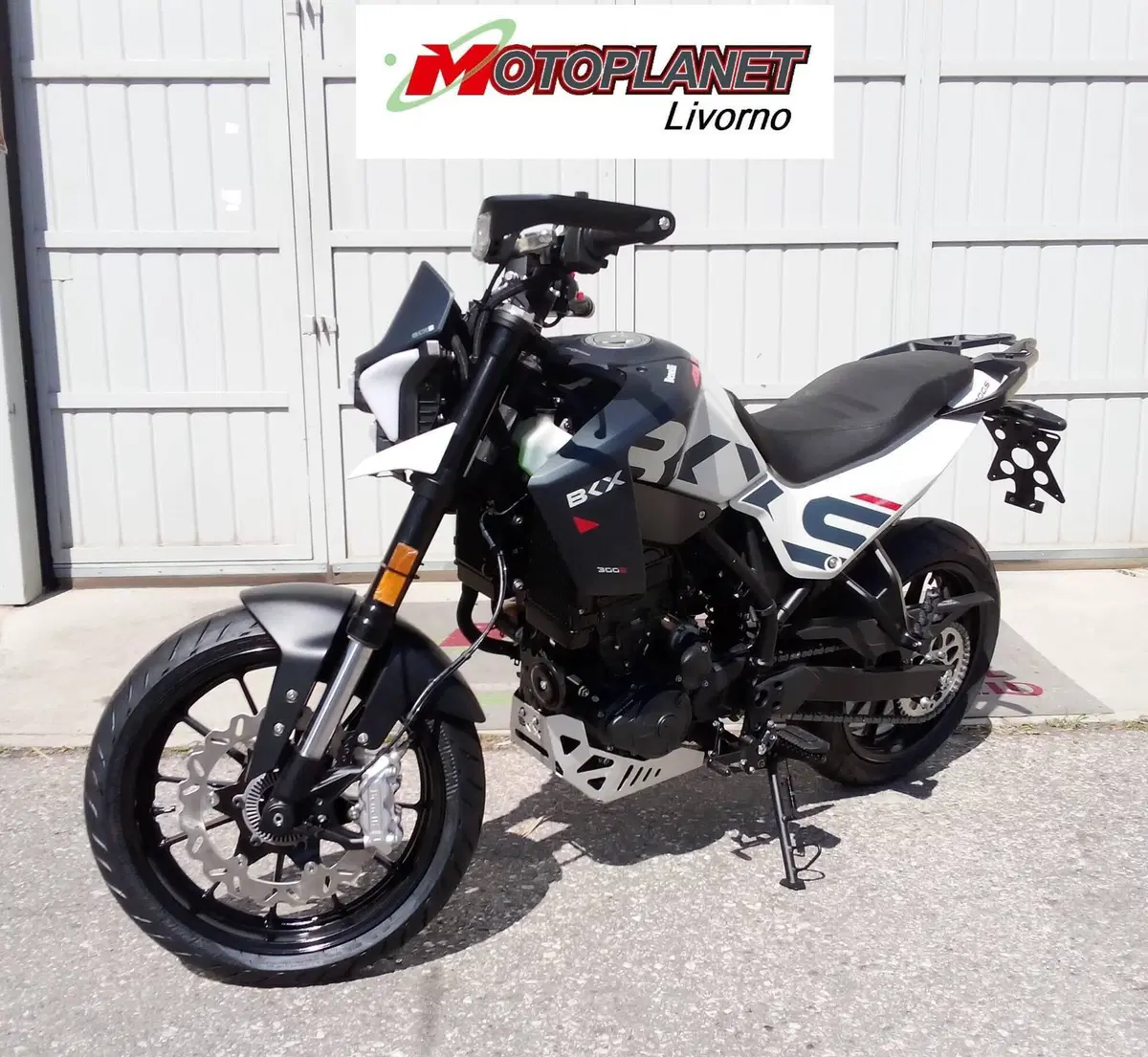 Benelli BKX 300 S (2026) (3)