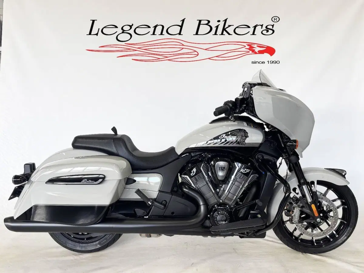 Indian Chieftain 1834 Powerplus Dark Horse (2025 - 26)