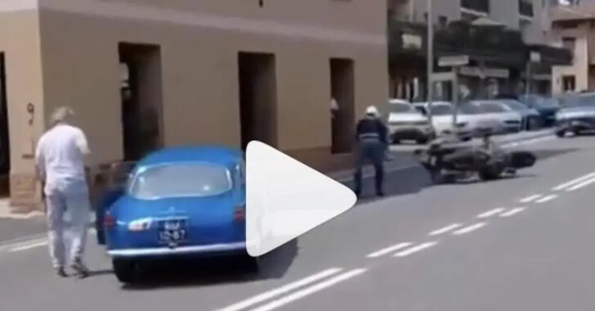 1000 Miglia 2026: scontro tra auto storica e moto della Polizia a Sarezzo [VIDEO]