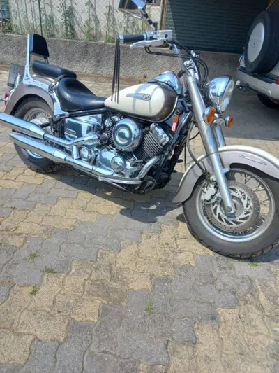 Yamaha XVS 650 Drag Star A Classic (1998 - 06) usata