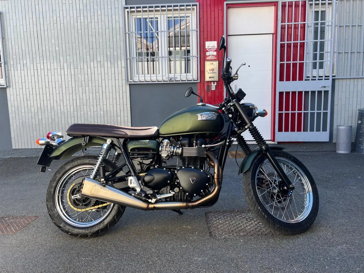 Triumph Scrambler (2006 - 17) (2)