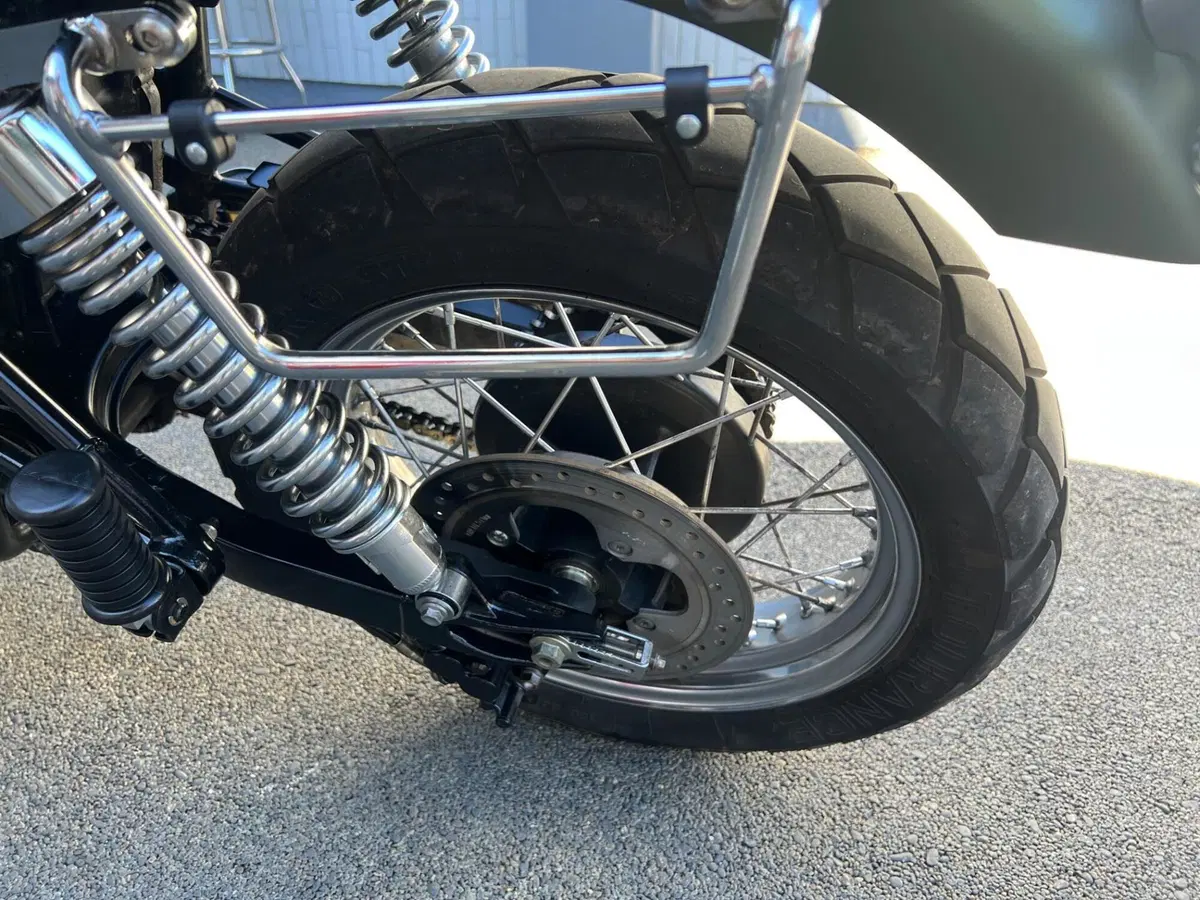 Triumph Scrambler (2006 - 17) (16)