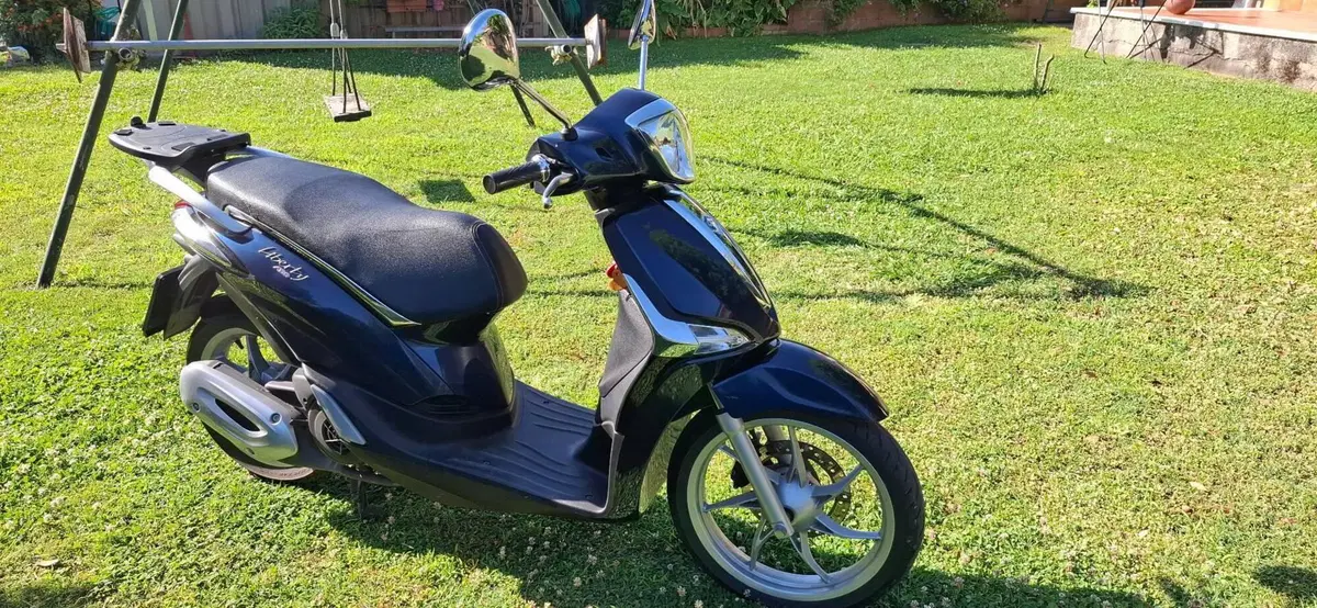 Piaggio Liberty 125 S i-get ABS (2016) (6)