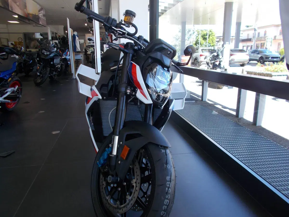 Bmw M 1000 R (2023 - 24) (2)