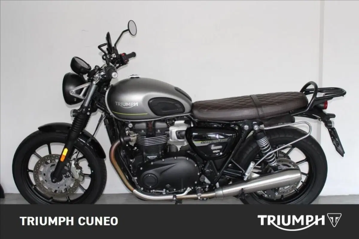 Triumph Speed Twin 900 (2023 - 24) (4)