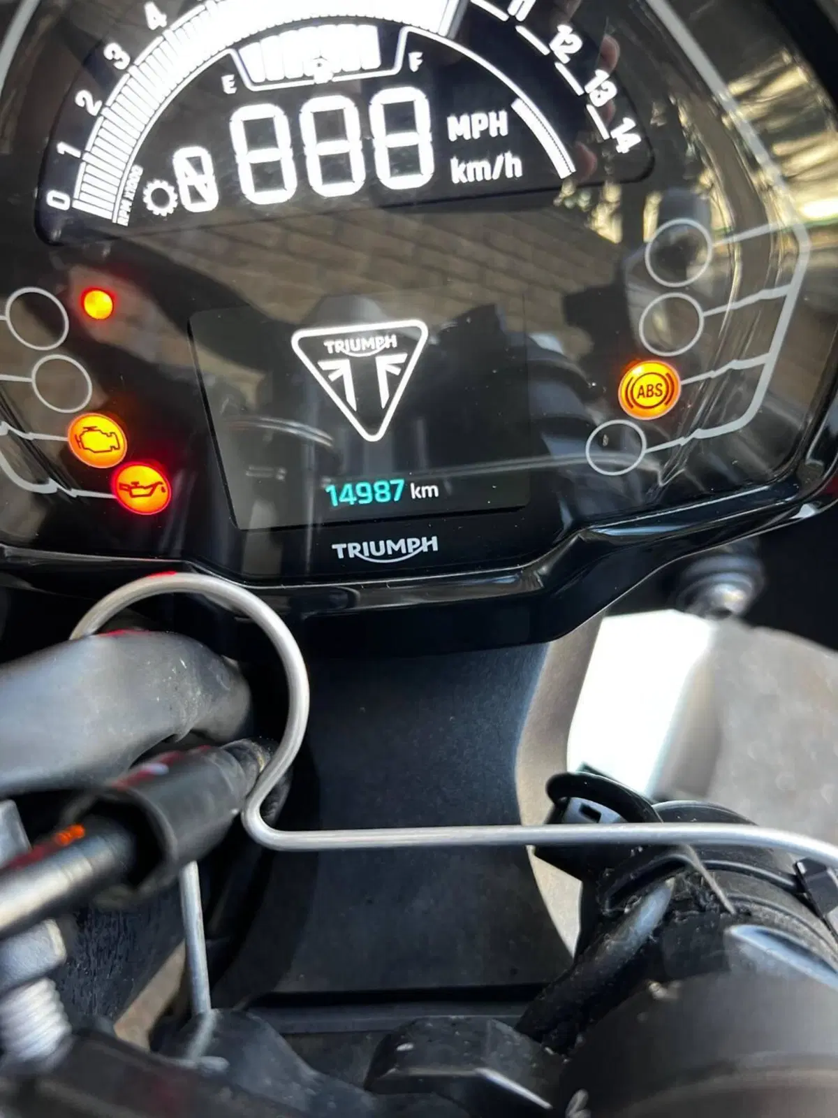 Triumph Street Triple 765 R (2023 - 26) (3)