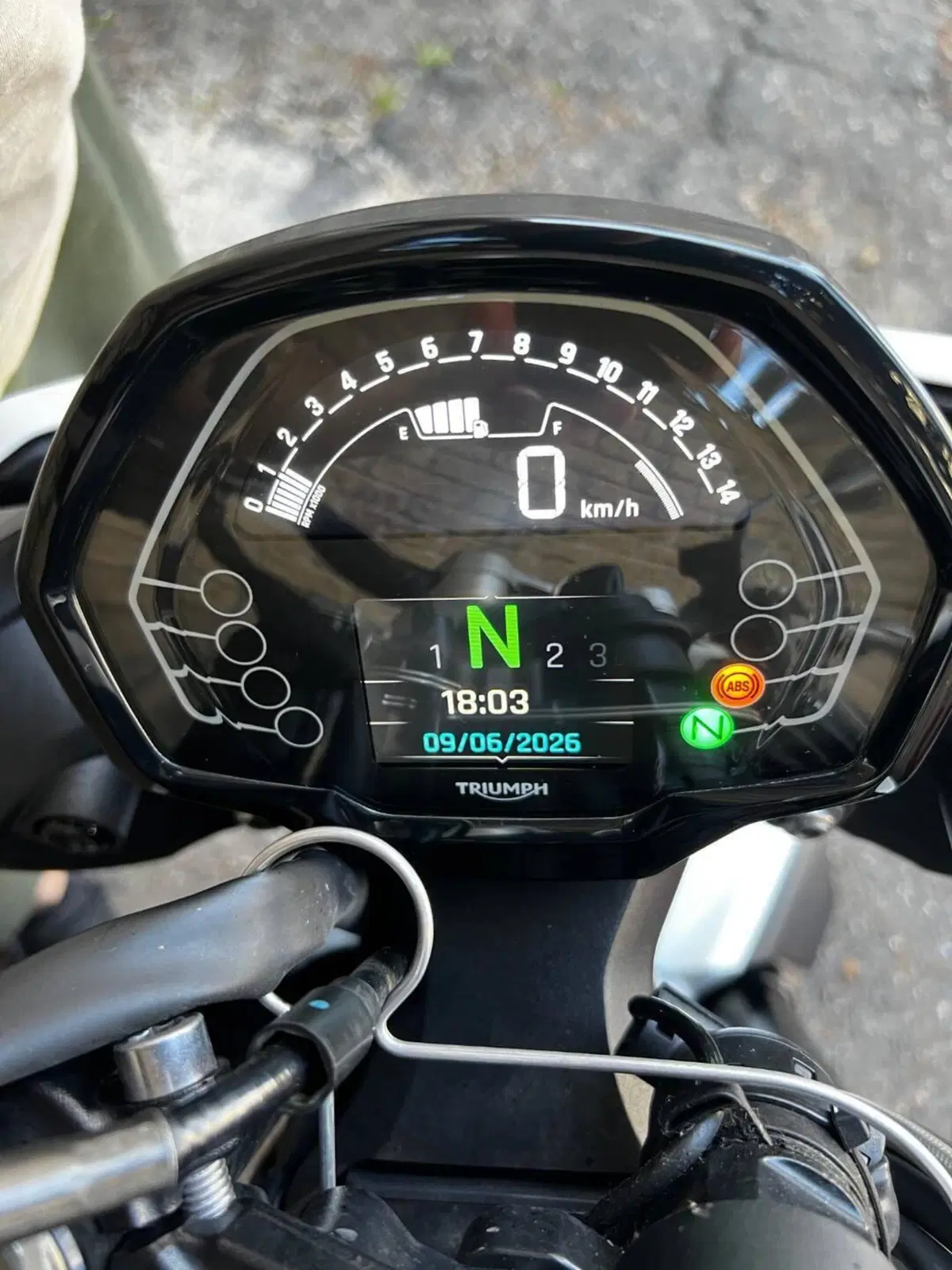 Triumph Street Triple 765 R (2023 - 26) (4)