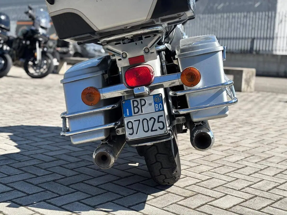 Harley-Davidson 1450 Electra Glide Ultra Classic (2003 - 05) - FLHTCUI (2)