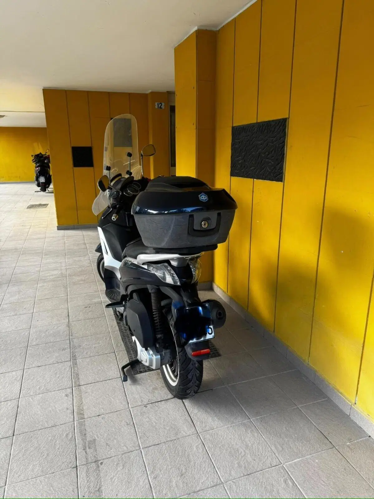 Piaggio Beverly 300 i.e. (2010 - 16) (3)