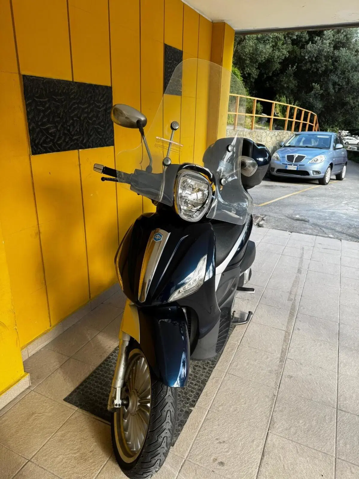 Piaggio Beverly 300 i.e. (2010 - 16) (9)