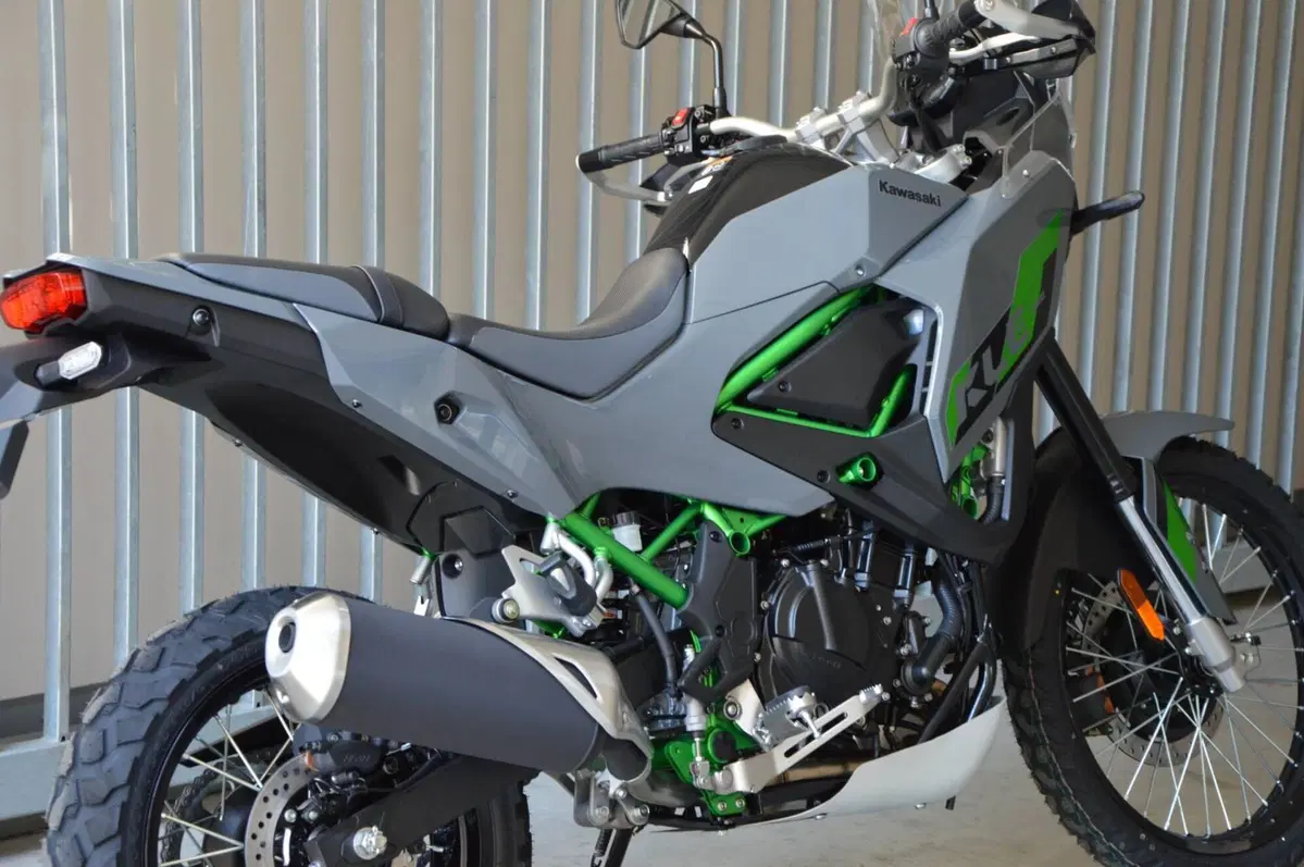 Kawasaki KLE 500 SE (2026) (4)