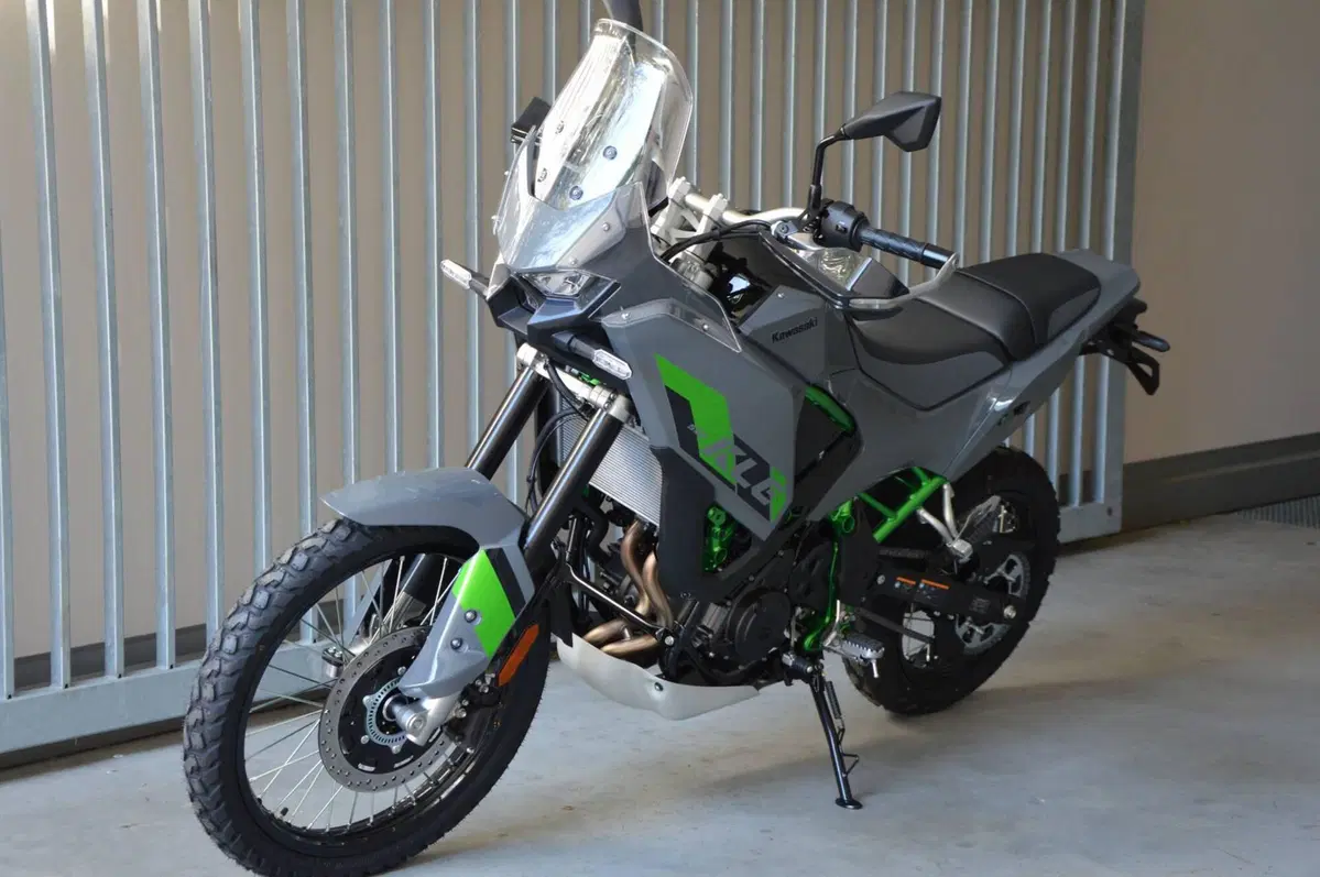 Kawasaki KLE 500 SE (2026) (7)