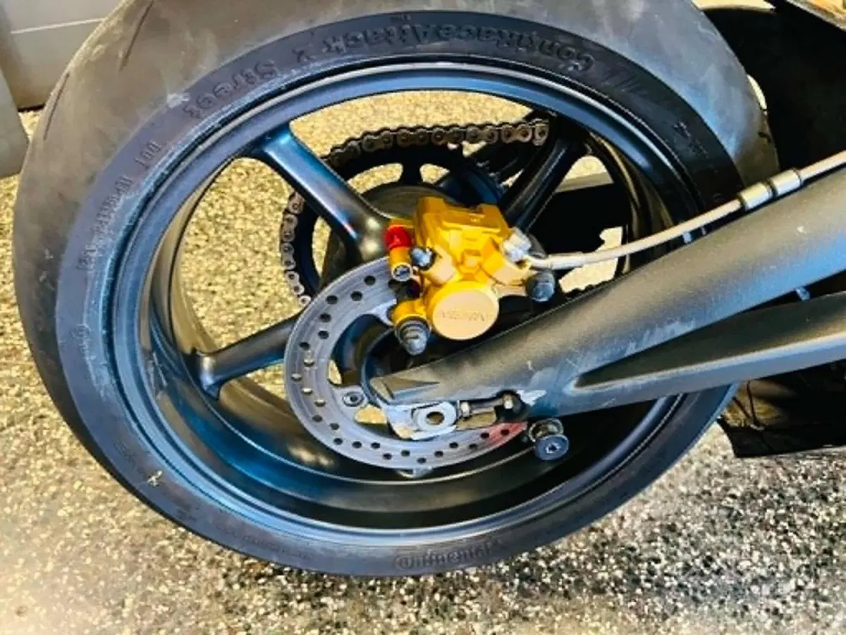 Triumph Daytona 675 (2006 - 08) (8)