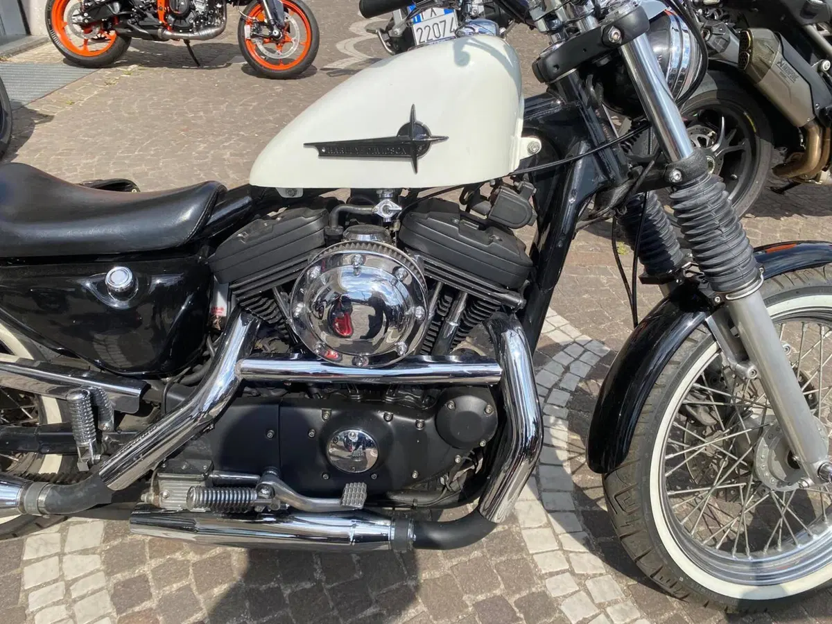 Harley-Davidson 883 Standard (1987 - 93) - XLH (5)