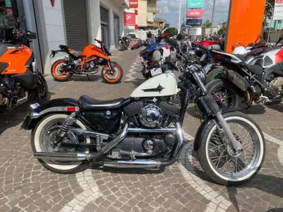 Harley-Davidson 883 Standard (1987 - 93) - XLH usata