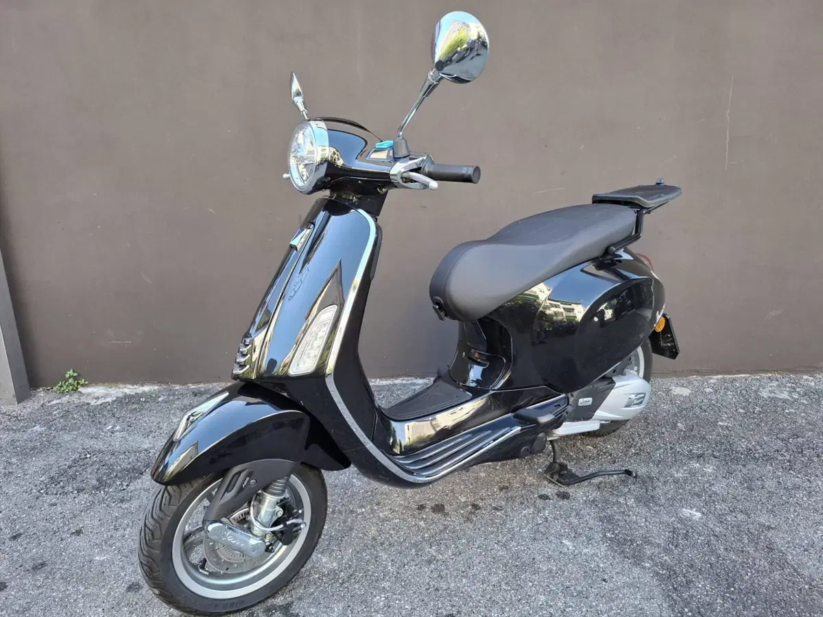 Vespa Primavera 150 (2024 - 25) (4)