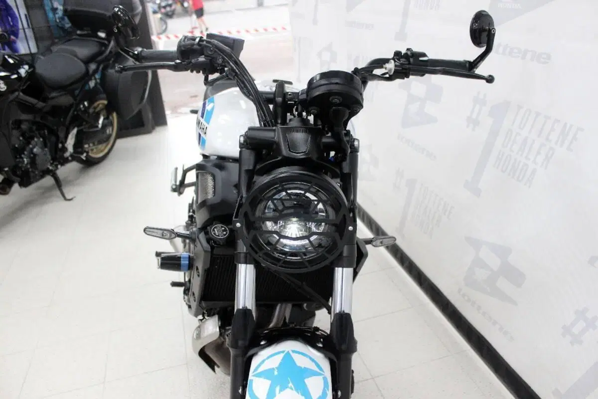 Yamaha XSR 700 (2022 - 26) (4)