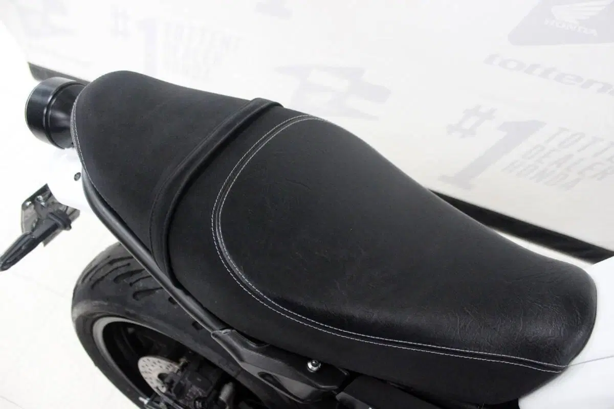Yamaha XSR 700 (2022 - 26) (5)