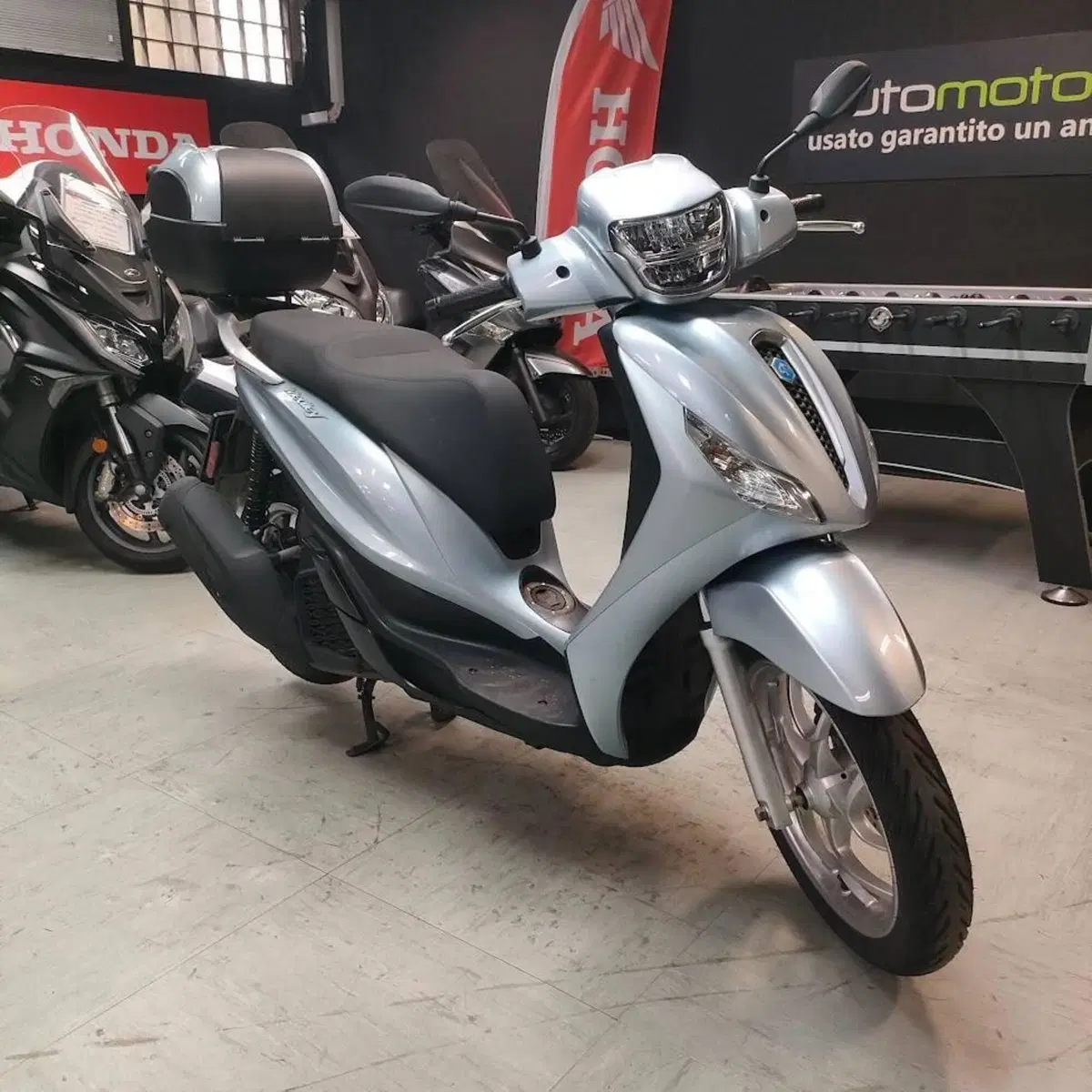 Piaggio Medley 200 (2025 - 26) (2)