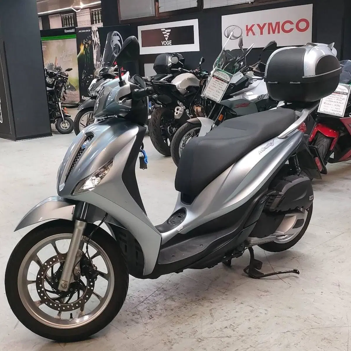 Piaggio Medley 200 (2025 - 26) (7)