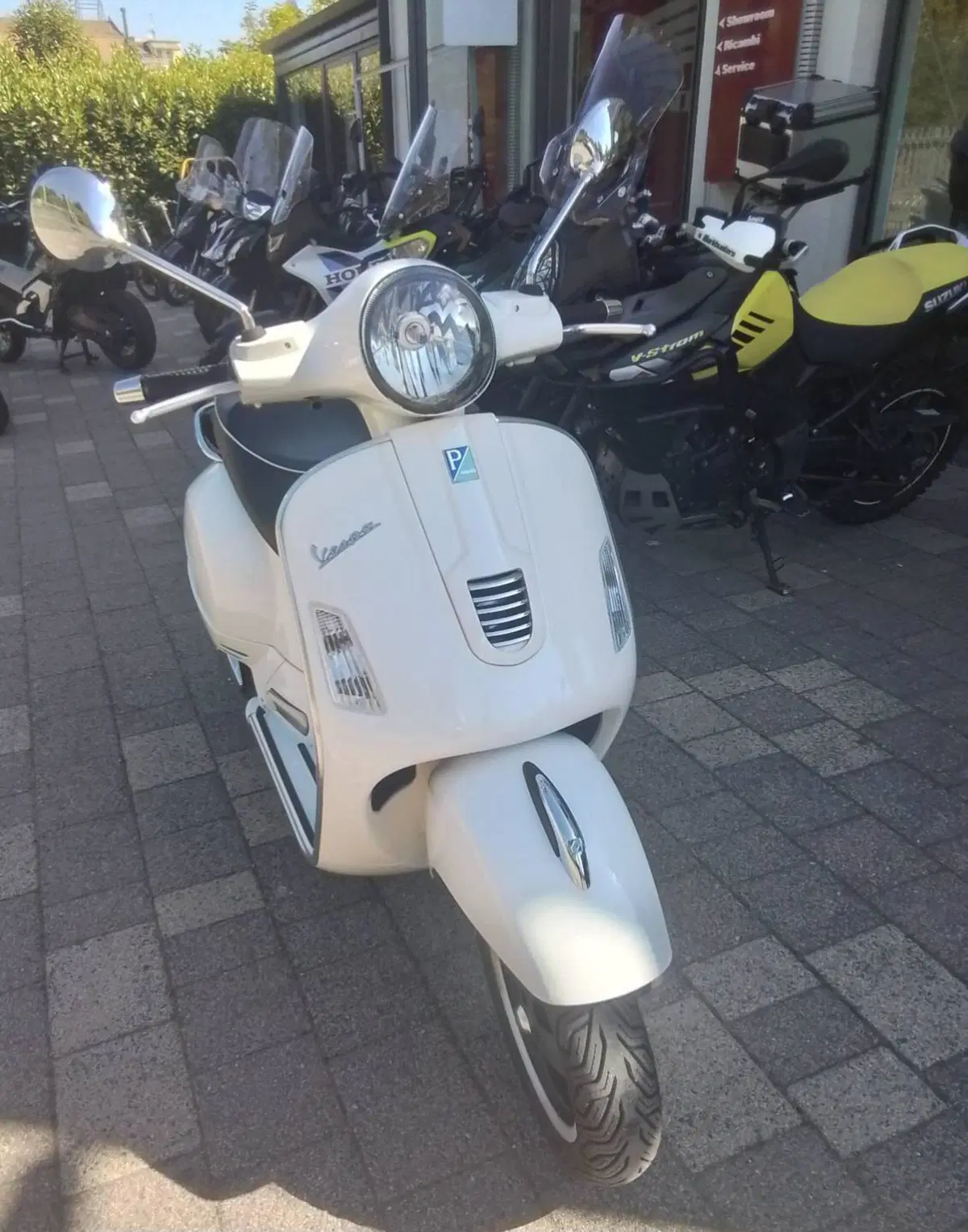 Vespa GTS 300 Super Sport ABS (2010 - 16) (17)